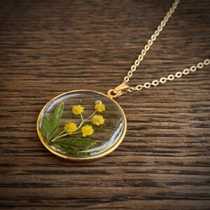 médaillon pendentif mimosa