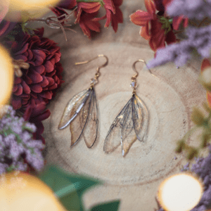 Boucles d'oreilles ailes de fée dorées